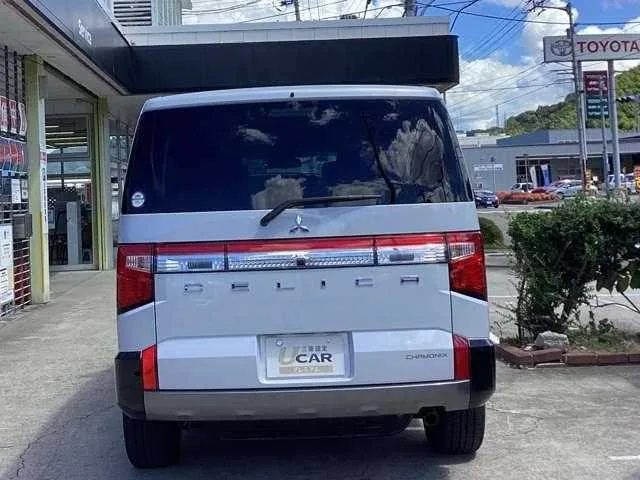 Mitsubishi Delica D:5 2025 — миниатюра 4