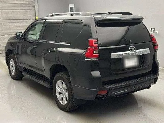 Toyota Land Cruiser Prado 2023 — миниатюра 2