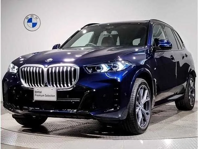 BMW X5 2025 — фото 1, купить с доставкой в Москву