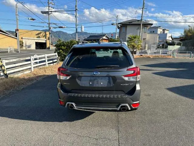 Subaru Forester 2022 — миниатюра 2