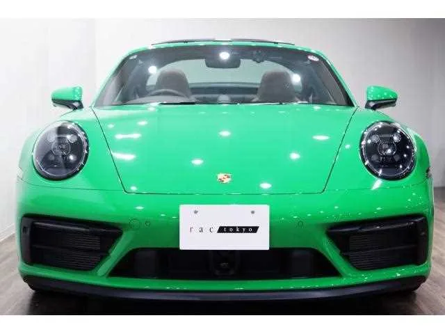 Porsche 911 2023 — миниатюра 5