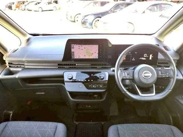 Nissan Serena 2024 — миниатюра 5