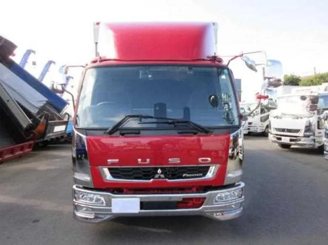 Mitsubishi Fuso Fighter 2024 — миниатюра 2
