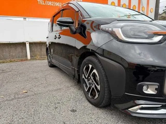 Toyota SIENTA 2022 — миниатюра 2