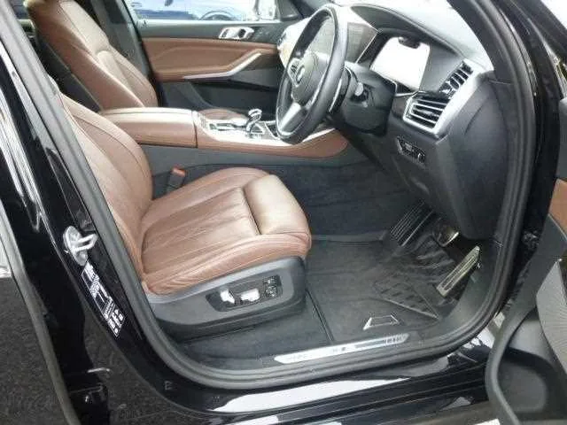BMW X5 2022 — миниатюра 2