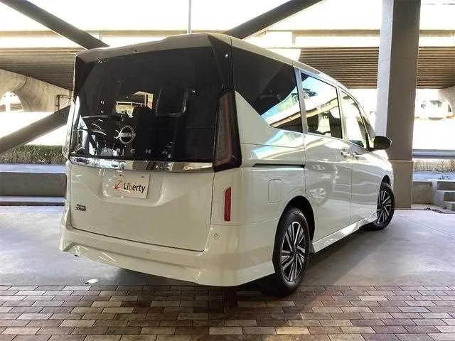Nissan SERENA 2025 — миниатюра 2