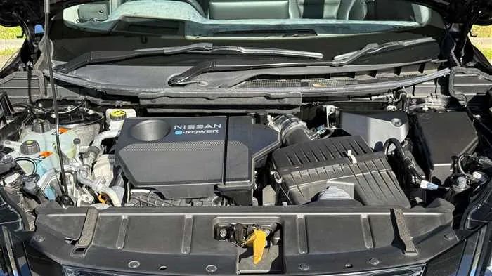 Nissan X-Trail G e-4orce 2023 — миниатюра 5