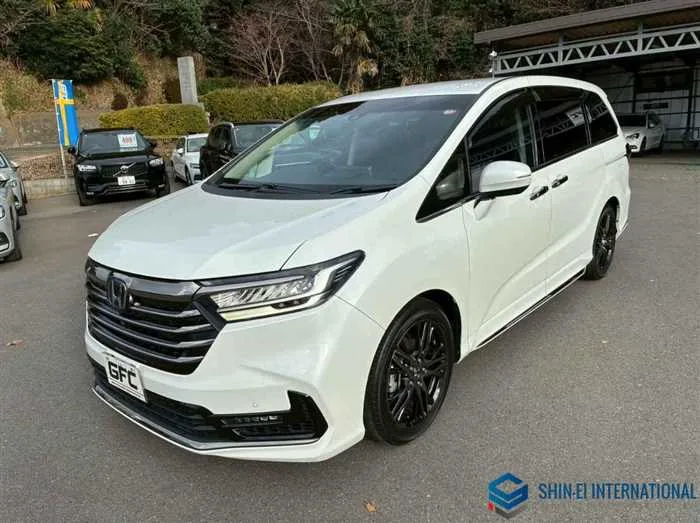 Honda Odyssey 2.0e HEV Absolute EX 2022 — фото 1, купить с доставкой в Москву