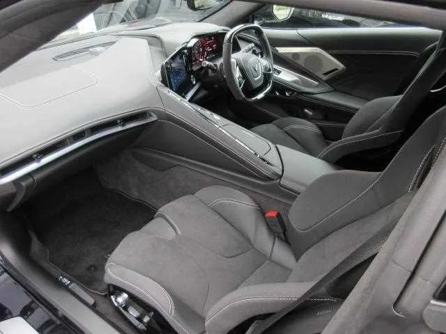 Chevrolet Corvette 2024 — миниатюра 3