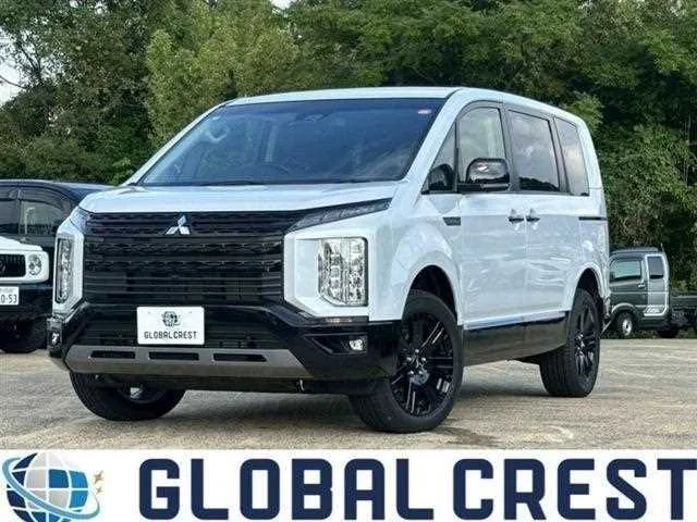 Mitsubishi Delica D:5 2025 — фото 1, купить с доставкой в Москву