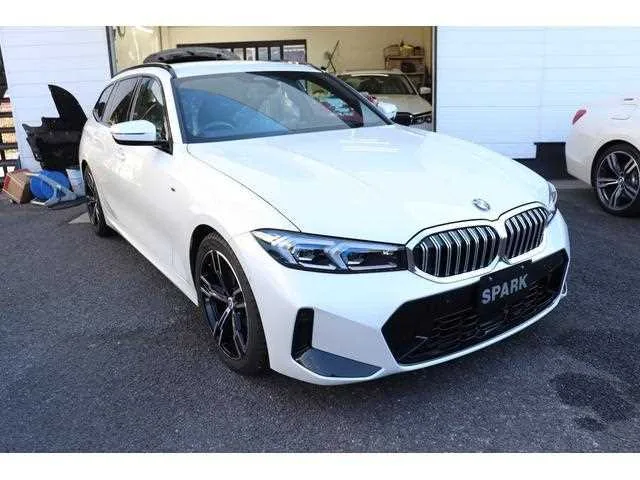 BMW 3 Series 2022 — миниатюра 2