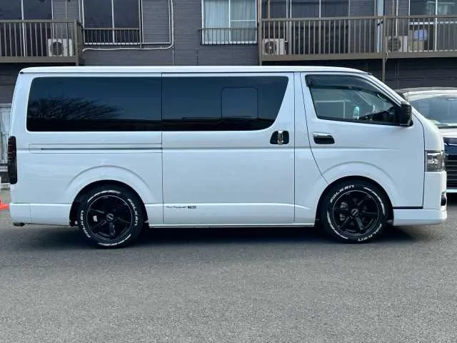 Toyota HIACE VAN 2022 — миниатюра 4