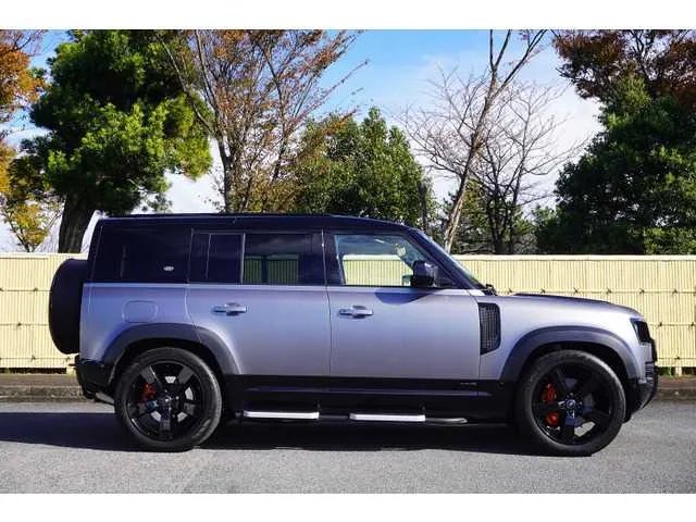Land Rover Defender 2023 — миниатюра 5