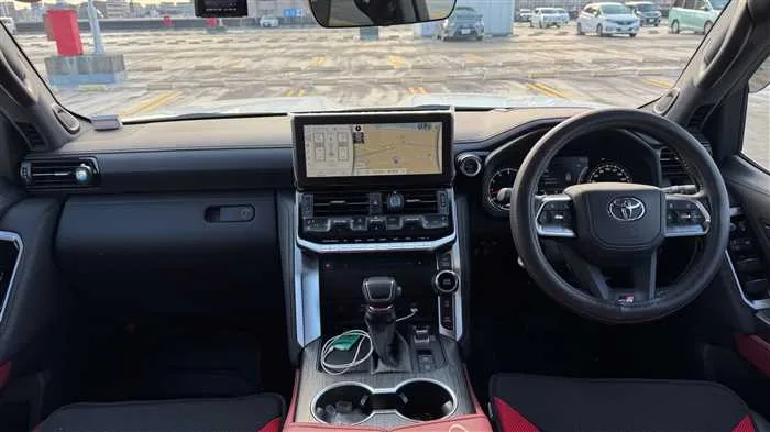 Toyota Land Cruiser GR 2023 — миниатюра 5