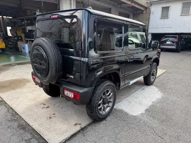 Suzuki Jimny 2025 — миниатюра 3
