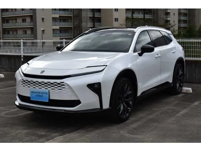 Toyota Crown Estate 2025 — фото 1, купить с доставкой в Москву