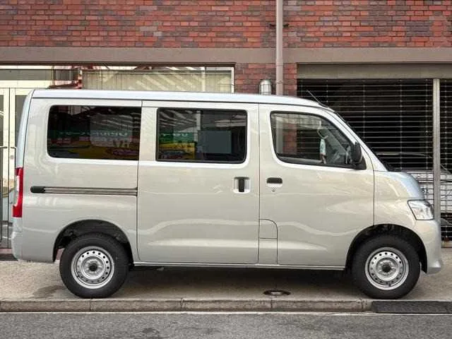 Toyota Townace Van 2025 — миниатюра 4