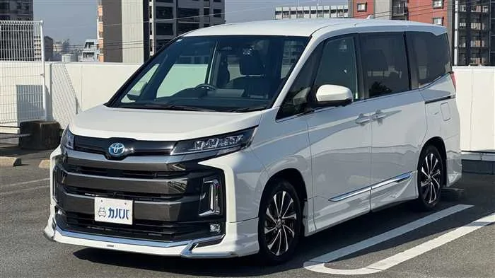 Toyota Noah S-Z 2025 — фото 1, купить с доставкой в Москву