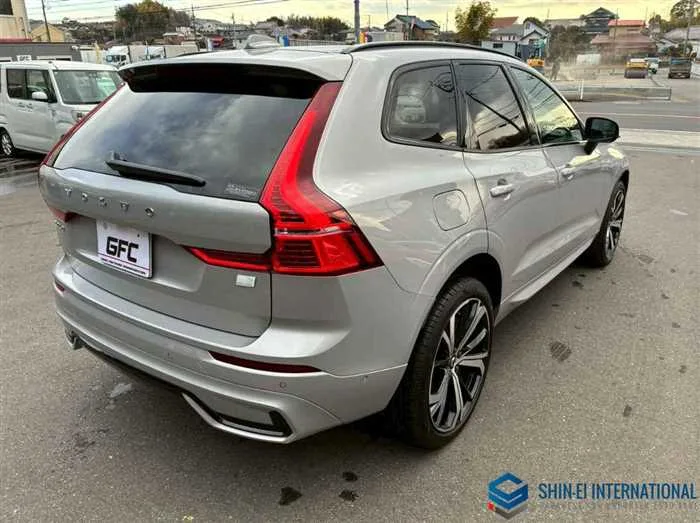 Volvo XC60 Recharge Ultimate T6 AWD PlugIn Hybrid 4WD 2024 — миниатюра 2