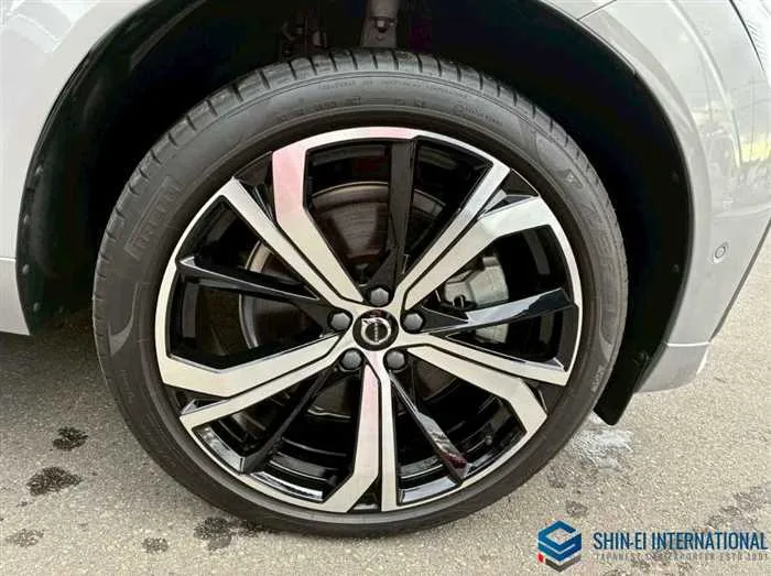 Volvo XC60 Recharge Ultimate T6 AWD PlugIn Hybrid 4WD 2024 — миниатюра 4
