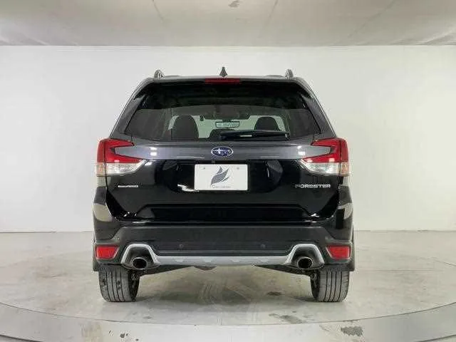 Subaru Forester 2022 — миниатюра 3