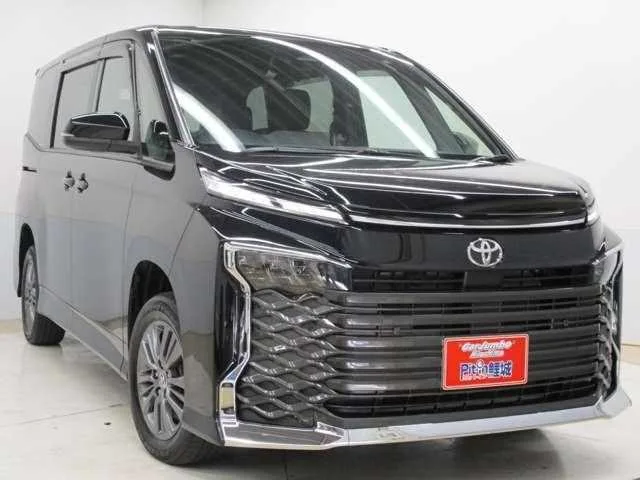 Toyota VOXY 2022 — миниатюра 4