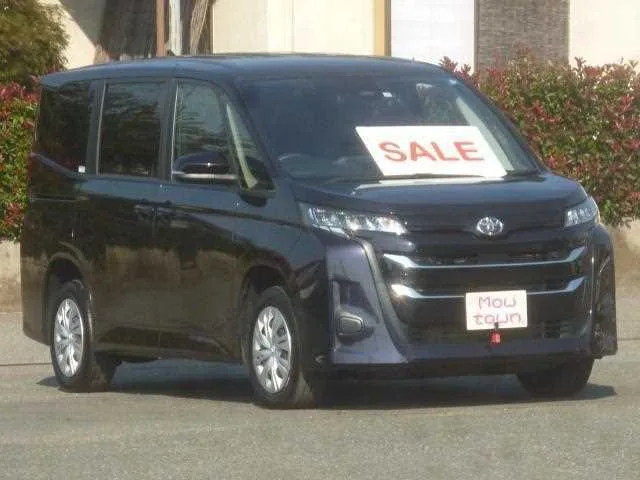 Toyota NOAH 2022 — миниатюра 4