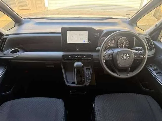 Toyota Noah 2024 — миниатюра 4