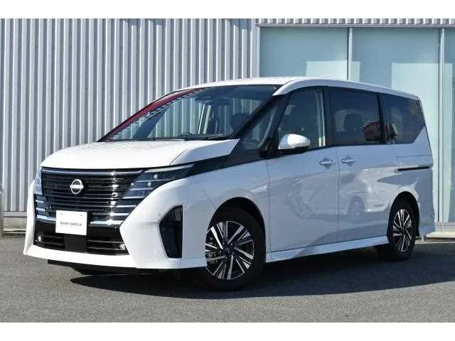 Nissan Serena 2024 — фото 1, купить с доставкой в Москву