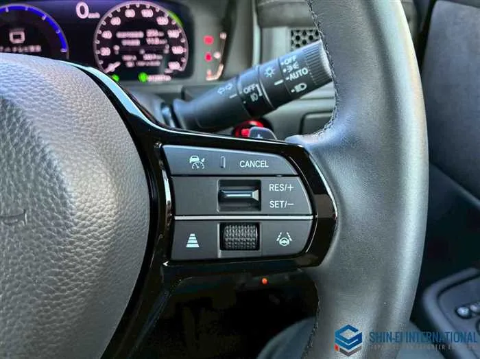 Honda Step WGN 2.0e HEV Spada Premium Line 2022 — миниатюра 4