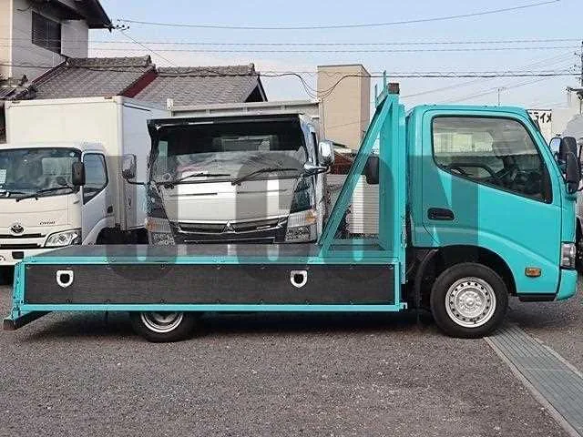 Toyota Dyna Truck 2022 — миниатюра 3