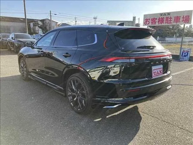 Toyota Crown Estate 2025 — миниатюра 2
