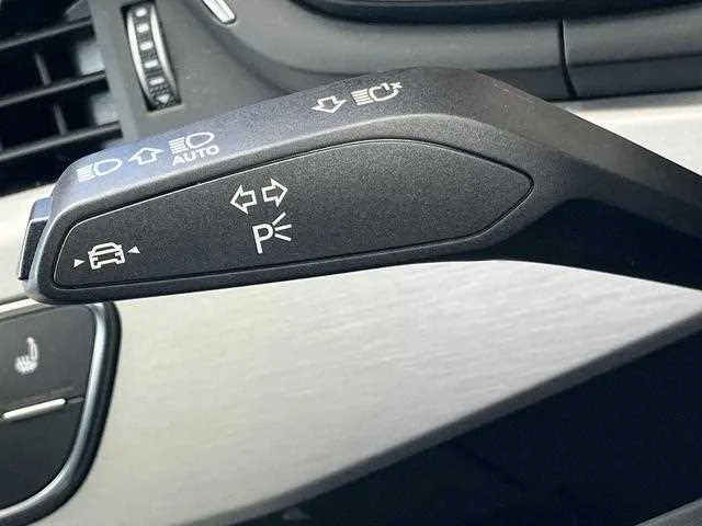 Audi A4 2023 — миниатюра 4