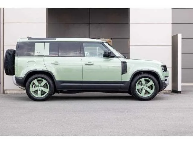 Land Rover Defender 2023 — миниатюра 5
