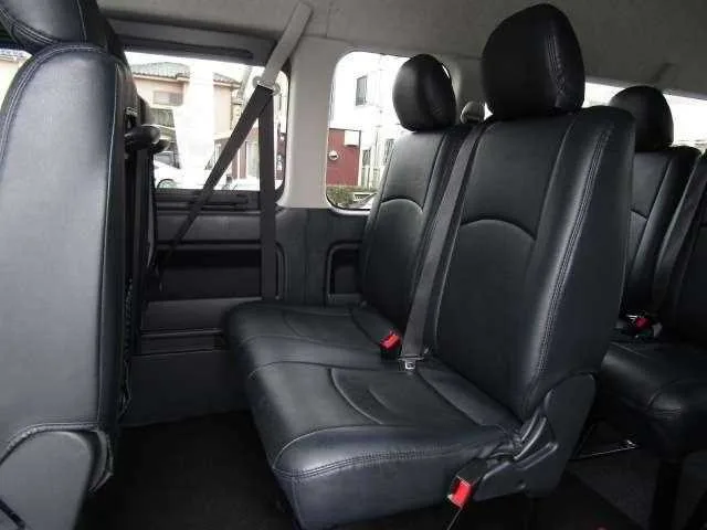 Toyota Hiace Wagon 2023 — миниатюра 4