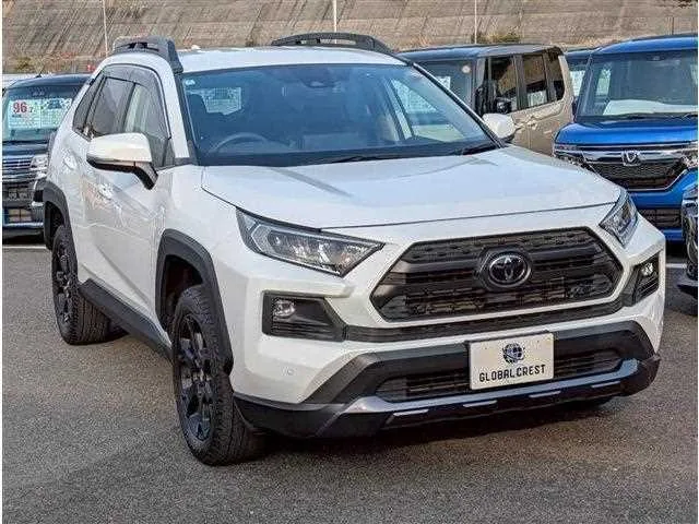 Toyota RAV4 2022 — миниатюра 2