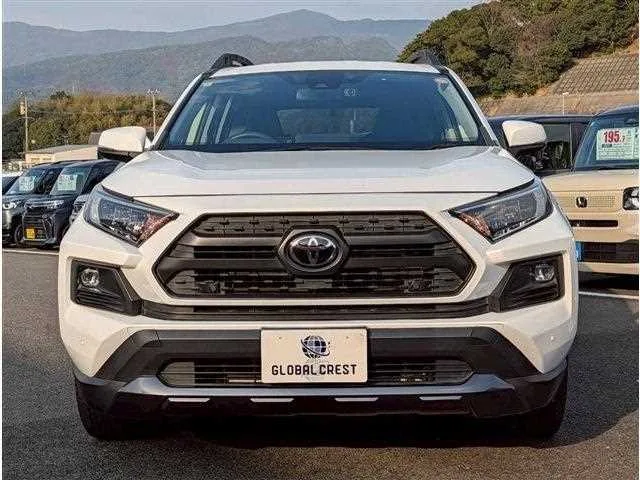 Toyota RAV4 2022 — миниатюра 4