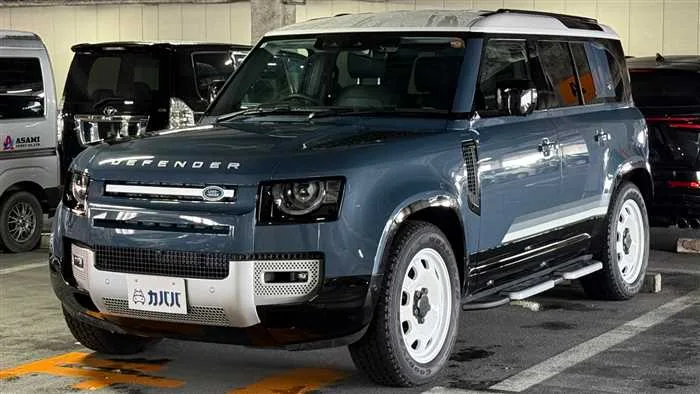 Land Rover Defender 110 2024 — фото 1, купить с доставкой в Москву