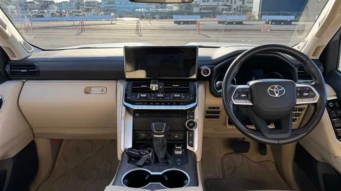 Toyota Land Cruiser ZX 2023 — миниатюра 2