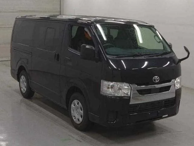 Toyota Hiace Van 2022 — миниатюра 2