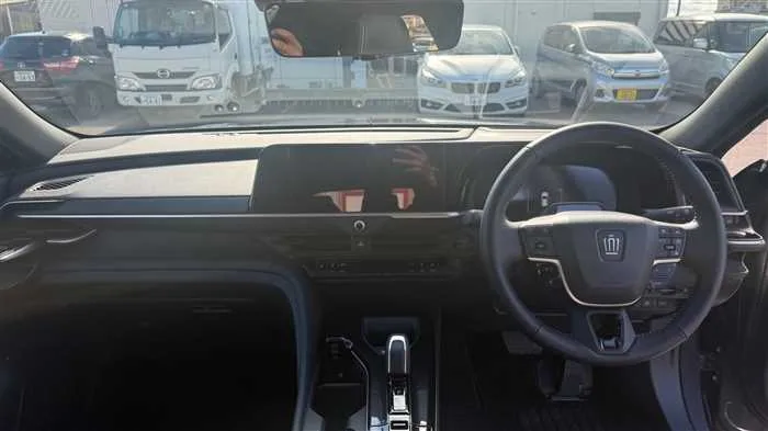 Toyota Crown Z 2025 — миниатюра 2