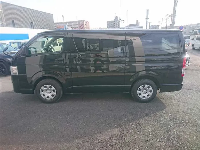 Toyota HIACE VAN 2022 — миниатюра 5