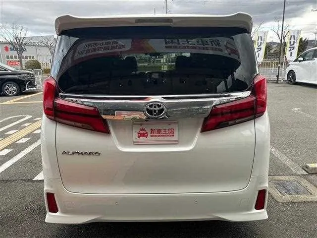 Toyota Alphard G 2022 — миниатюра 2