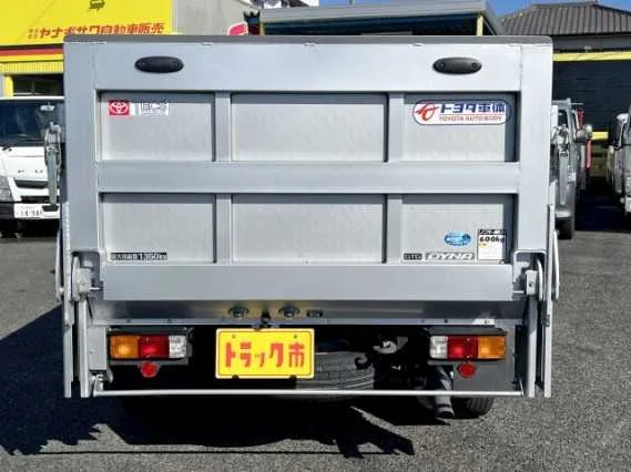 Toyota DYNA TRUCK 2022 — миниатюра 4