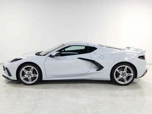 Chevrolet Corvette 2022 — миниатюра 2