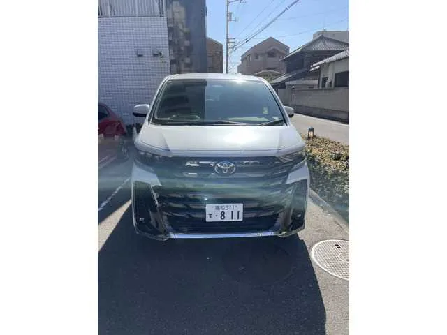Toyota Vellfire 2023 — миниатюра 2