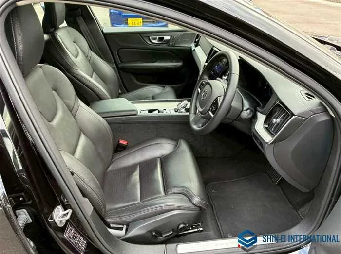 Volvo S60 Ultimate B4 2023 — миниатюра 5