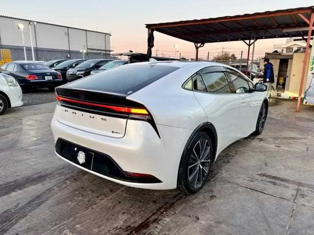 Toyota Prius 2023 — миниатюра 5