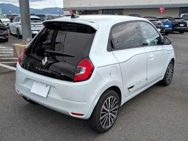 Renault Twingo 2023 — миниатюра 3