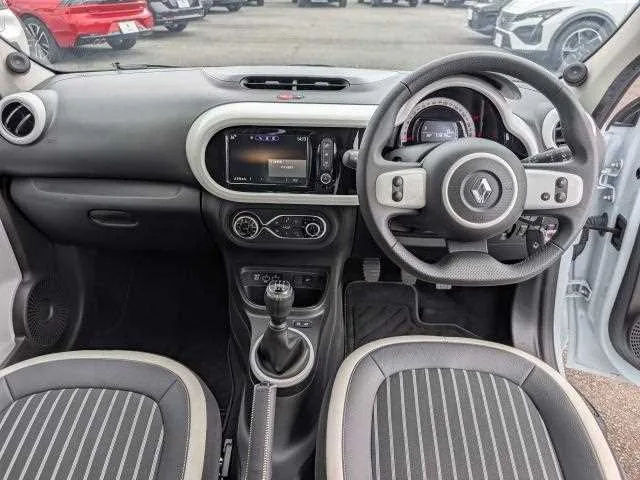 Renault Twingo 2023 — миниатюра 4